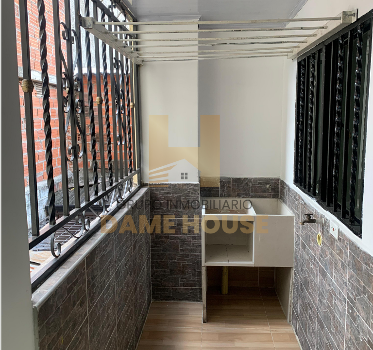 Apartamento_Poblado_zona_de_ropas