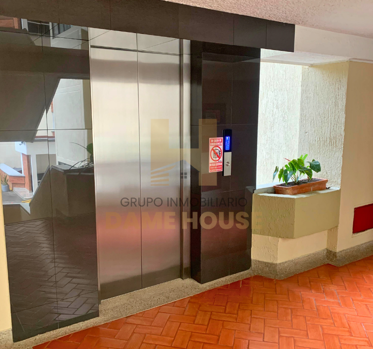Apartamento_Los_Bucaros_ascensor