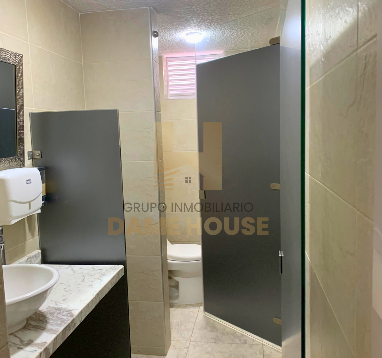 Apartamento_Los_Bucaros_baño_zona_social