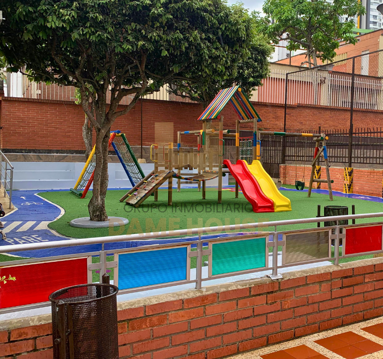Apartamento_Los_Bucaros_parque_niños