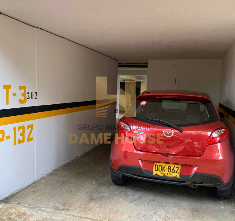 Apartamento_Los_Bucaros_parqueadero