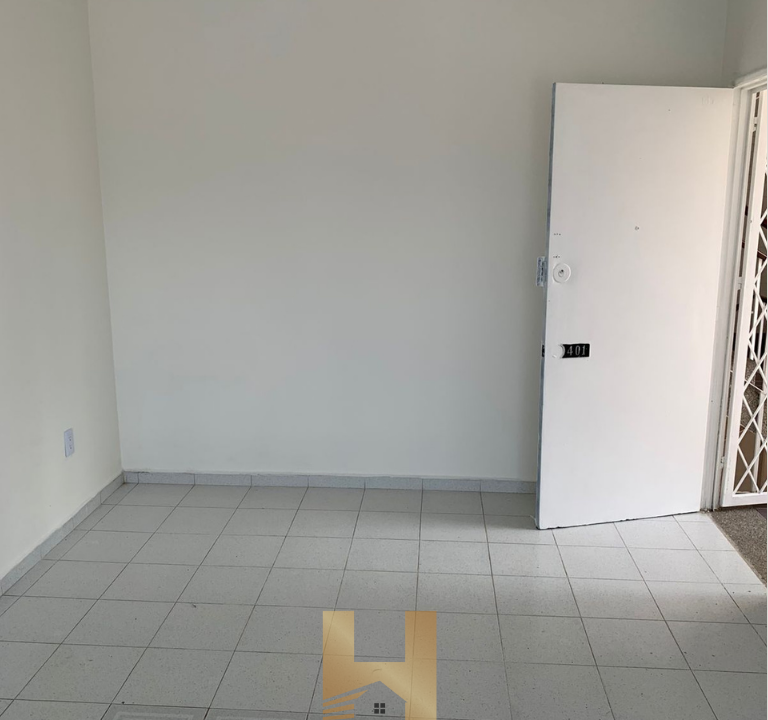 Apartamento_Trinitarios_paralela_salada